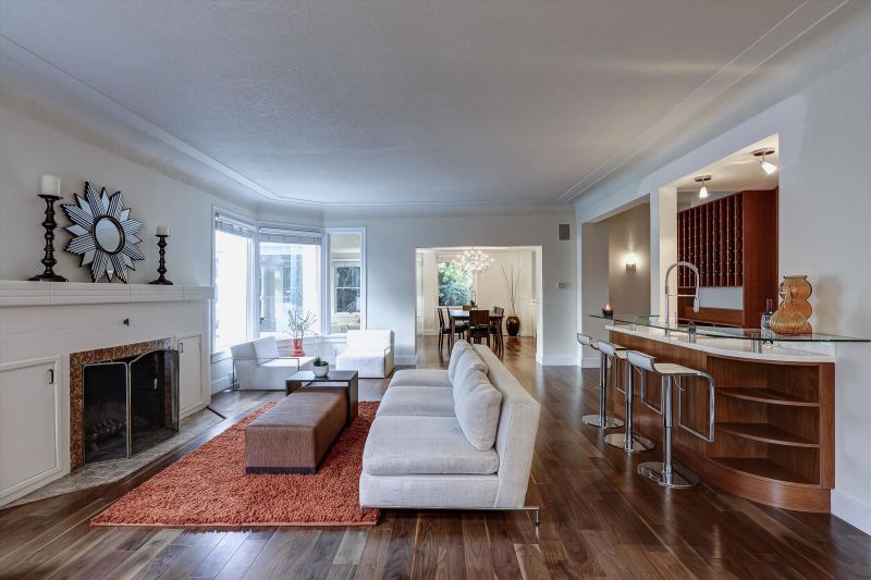 2094 Abbott Street, Kelowna, BC