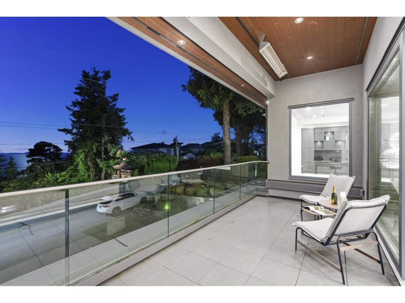 13141 Marine Drive, Surrey, BC