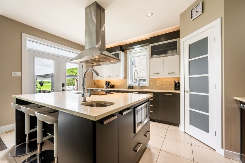 199 Rue des Français, Mont-Saint-Hilaire, QC