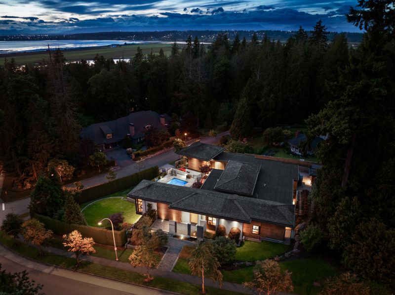 13677 32 Avenue, South Surrey, Surrey, BC, Canada, Surrey, BC