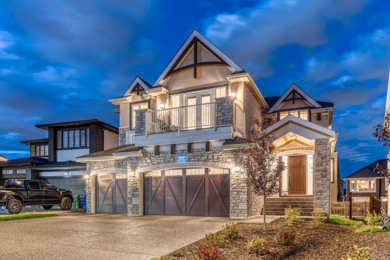 301 Aspen Summit Heights Southwest, Calgary, AB