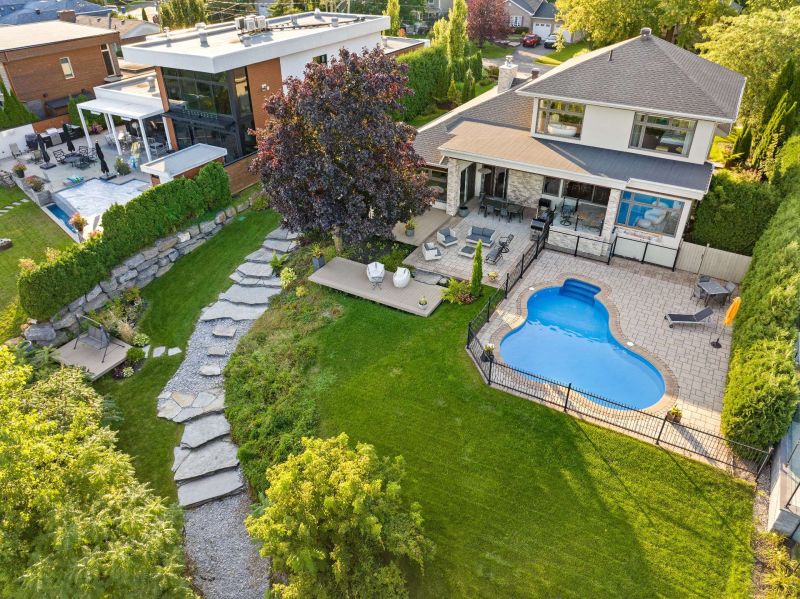 2141 Rue des Roses, Carignan, QC