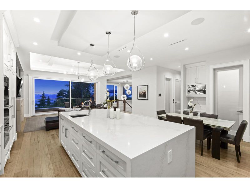 13141 Marine Drive, Surrey, BC