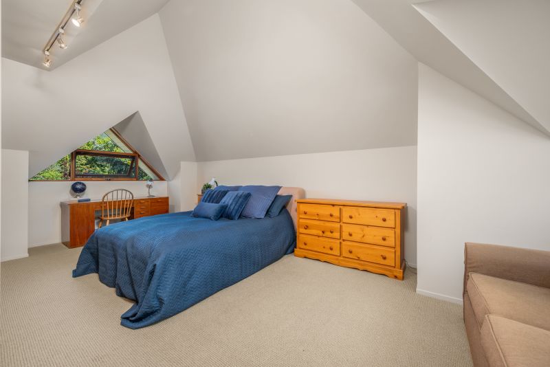 15830 Whiskey Cove Road, Lake Country, BC