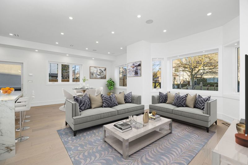1352 Mount Pleasant Road, Toronto, ON, Canada, Toronto, ON