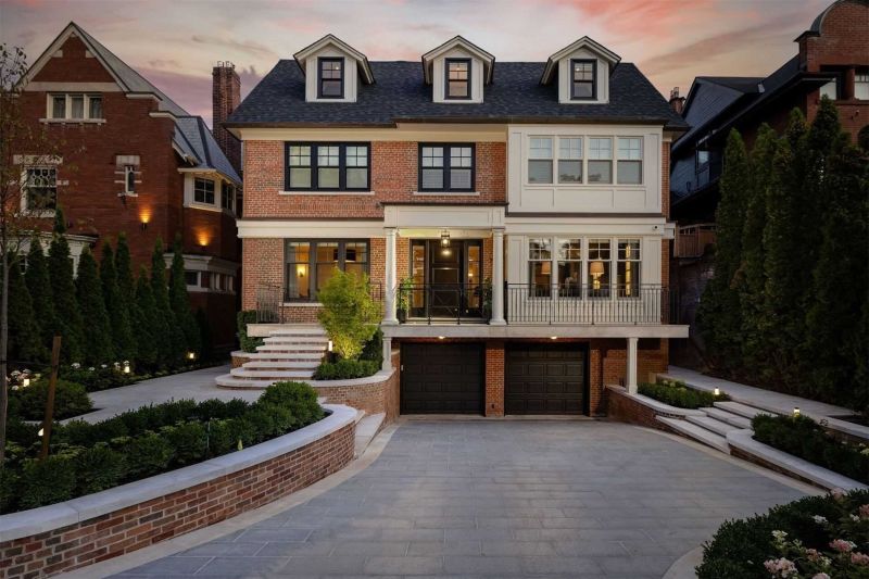 75 South Drive, Toronto, ON