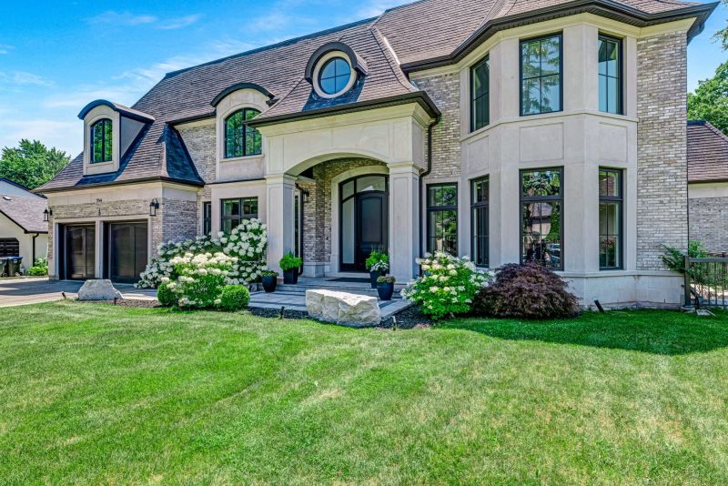 714 Atoka Drive, Mississauga, ON
