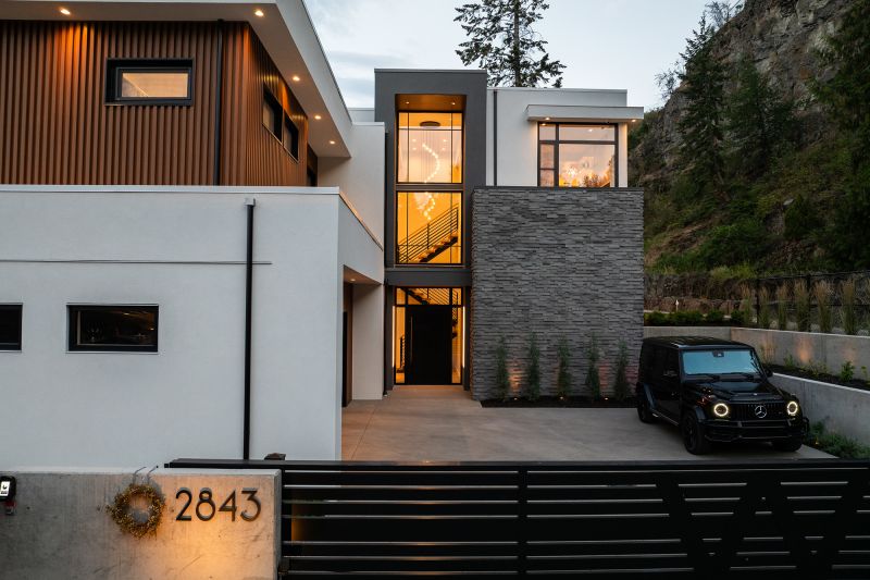 2843 Lakeridge Road, West Kelowna, BC