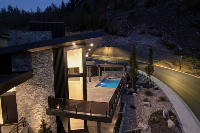 9857 Beacon Hill Drive, Lake Country, BC