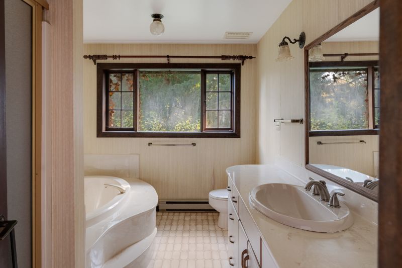 5161 Old West Saanich Rd, Victoria, BC
