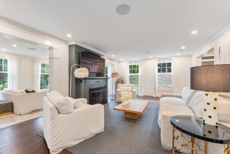 347 East Hart Crescent, Burlington, ON, Canada, Burlington, ON