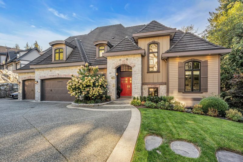 1530 Crystal Creek Drive, Port Moody, BC