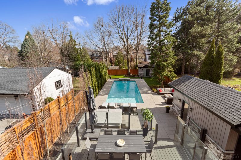 169 Sherwood Avenue, Toronto, ON