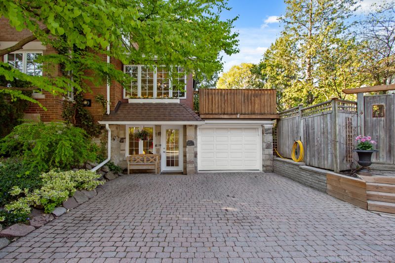 39 Acacia Road, Toronto, ON