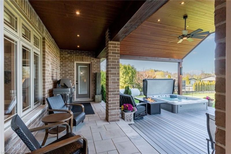 1068 Westover Road, Hamilton, ON