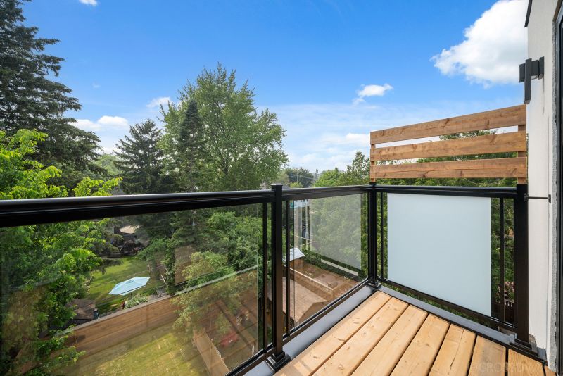 276 Wychwood Avenue, Toronto, ON