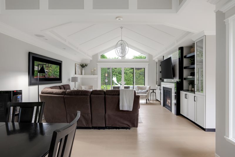 2625 Macdonald Drive East, Victoria, BC