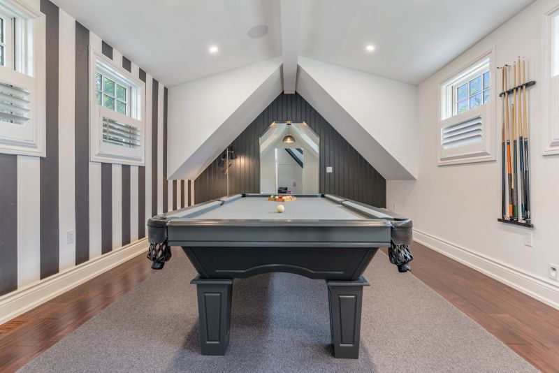 347 East Hart Crescent, Burlington, ON, Canada, Burlington, ON