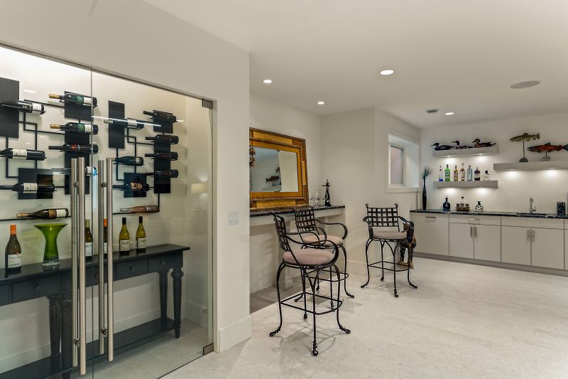 1049 Westpoint Drive, Kelowna, BC