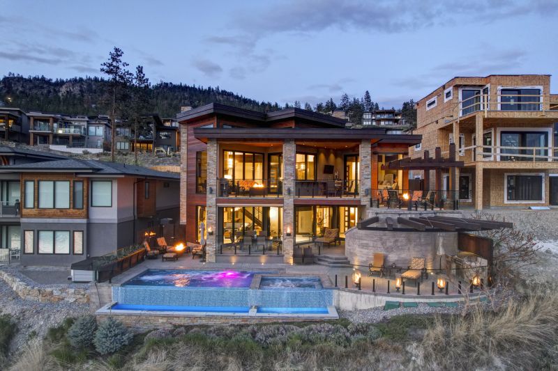 1775 Lakestone Drive, Lake Country