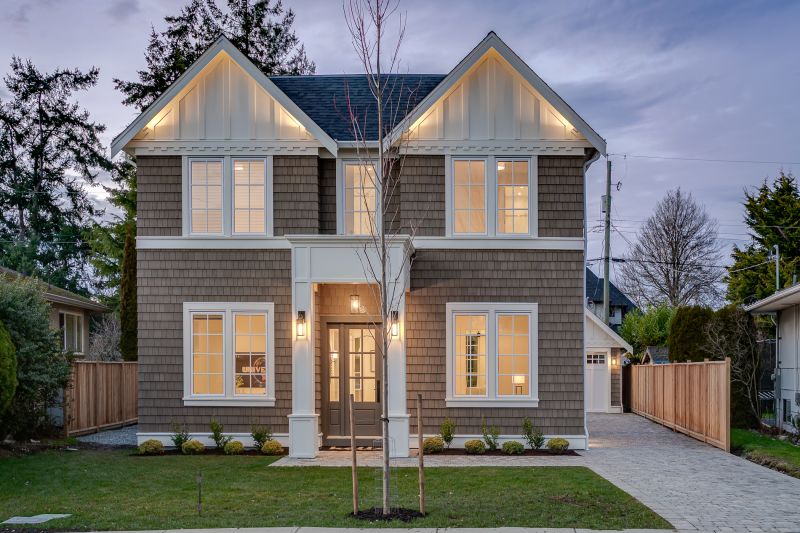 2218 Kinross Ave, Victoria