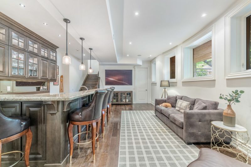 3064 St Clair Ave, Burlington, ON, Canada, Burlington, ON
