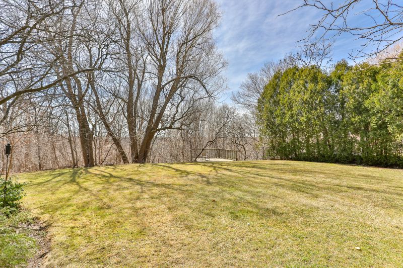 17 Bayview Ridge, Toronto, ON