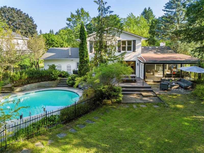 1213 Greenoaks Drive, Mississauga, ON