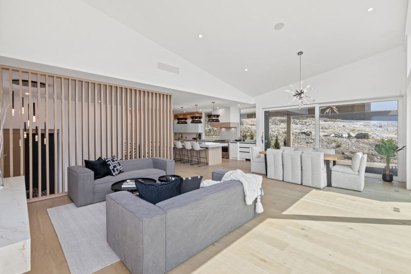 9857 Beacon Hill Drive, Lake Country, BC