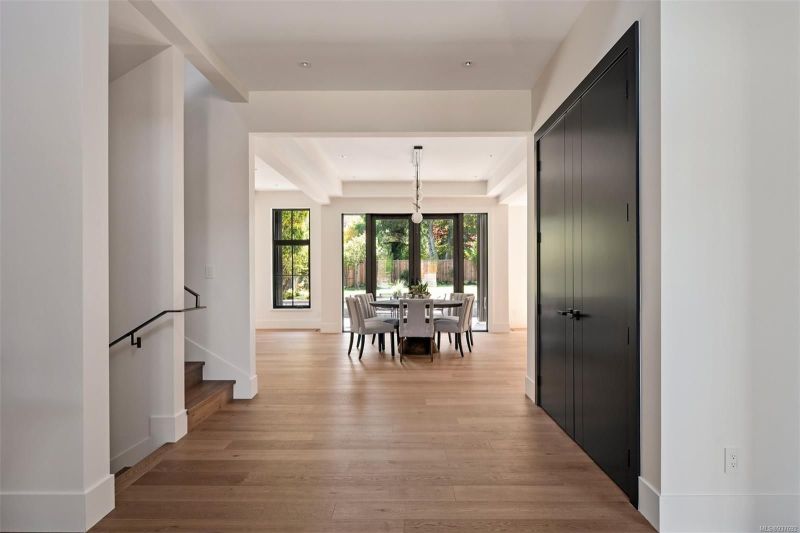 2651 Anscomb Place, Victoria, BC
