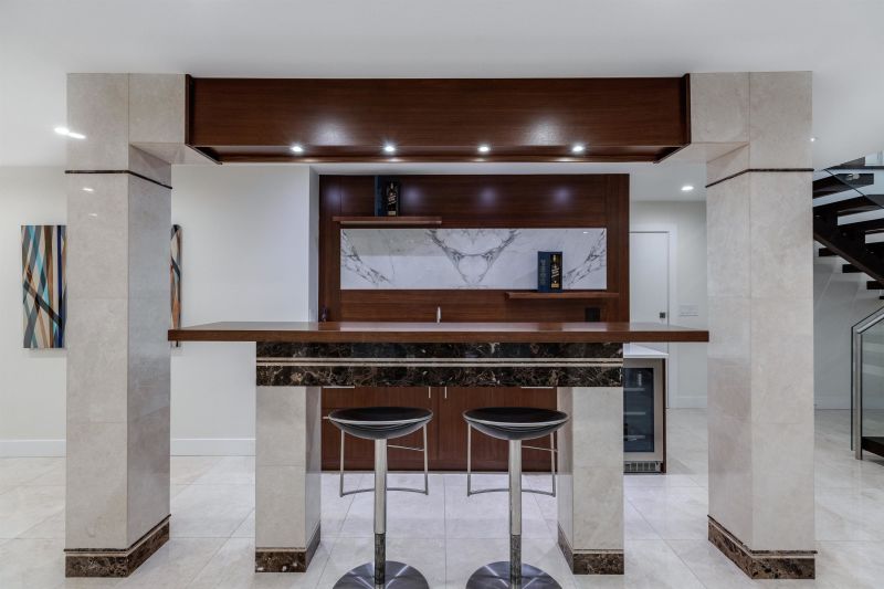 960 Beaumont Drive, North Vancouver, BC