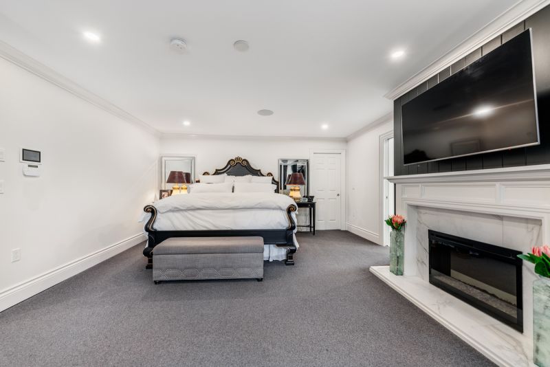 347 East Hart Crescent, Burlington, ON, Canada, Burlington, ON