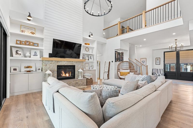 415 Hawk Hill Drive, Kelowna, BC
