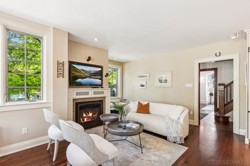 39 Acacia Road, Toronto, ON