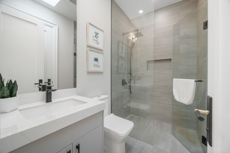 1 Graham Gardens, York, Toronto, ON, Canada, Toronto, ON