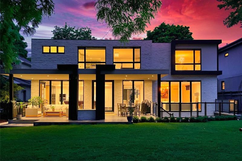 53 Royalavon Crescent, Toronto, ON