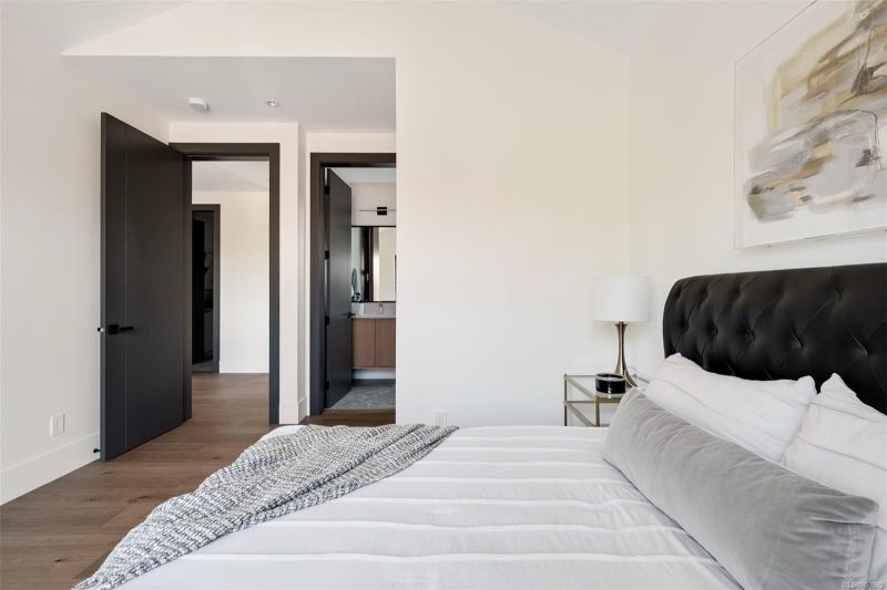 2651 Anscomb Place, Victoria, BC
