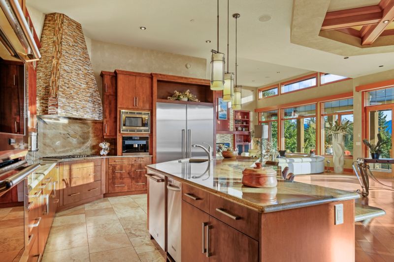15966 Commonage Road, Lake Country, BC