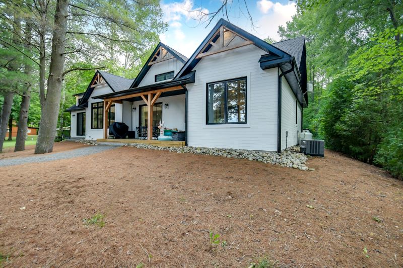Town of, 1119 Beaumont Farm Road, ON