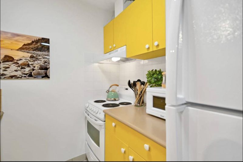 2458 York Avenue #303, Vancouver, BC