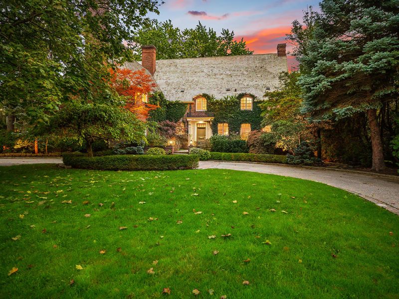 165 Teddington Park Avenue, Toronto, ON