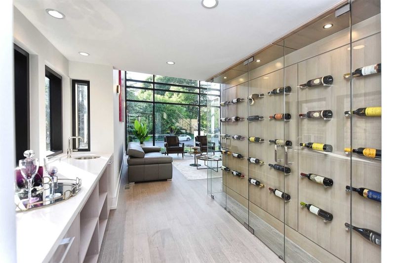 4042 Apple Valley Lane, Burlington, ON