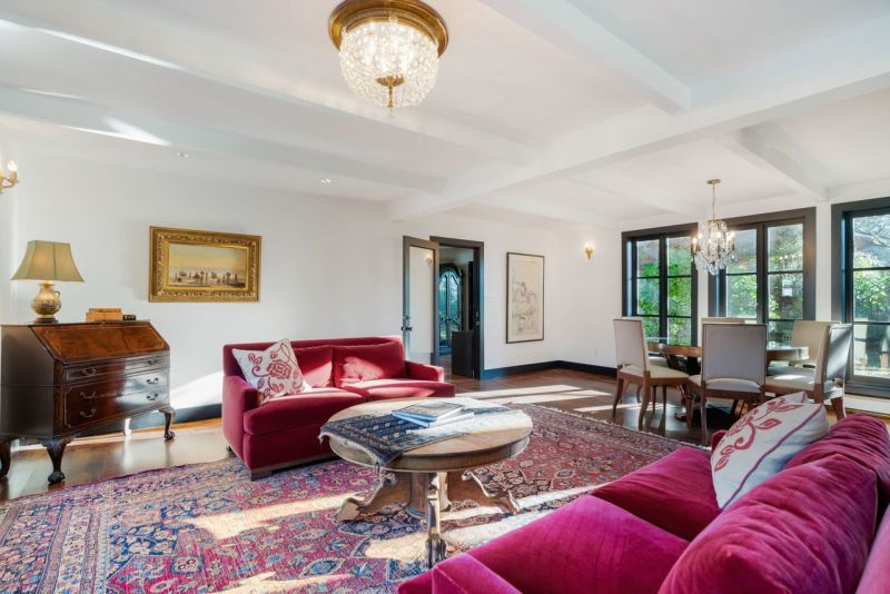 4297 Sunset Boulevard, North Vancouver, BC