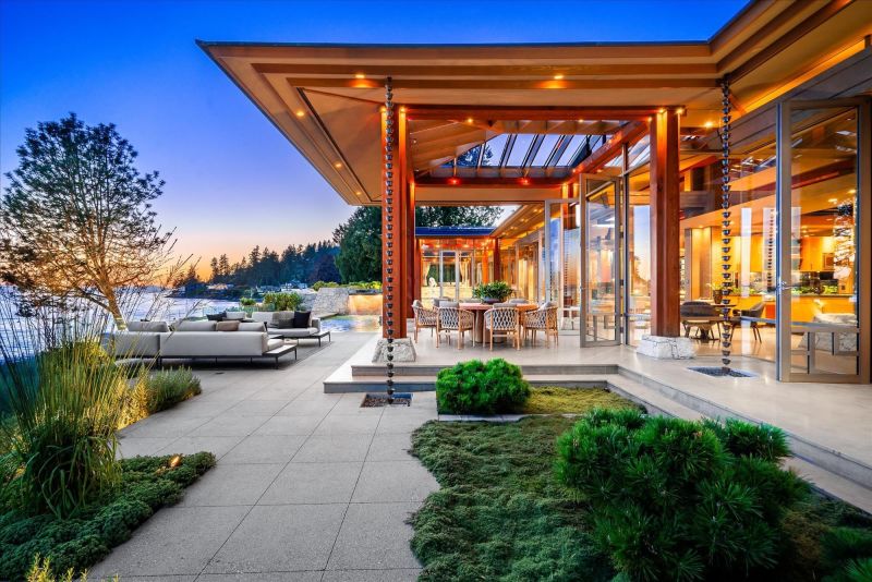 West Bay, West Vancouver, BC