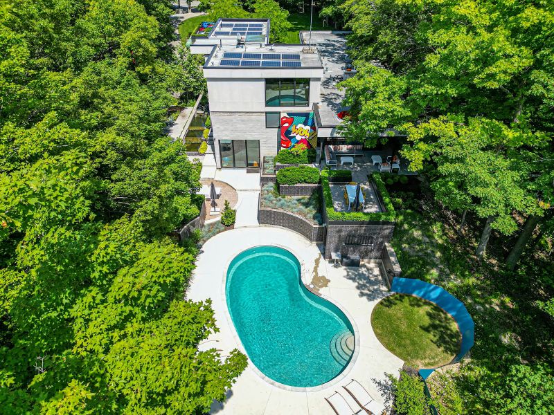 10320 Pine Valley Drive, Woodbridge, ON