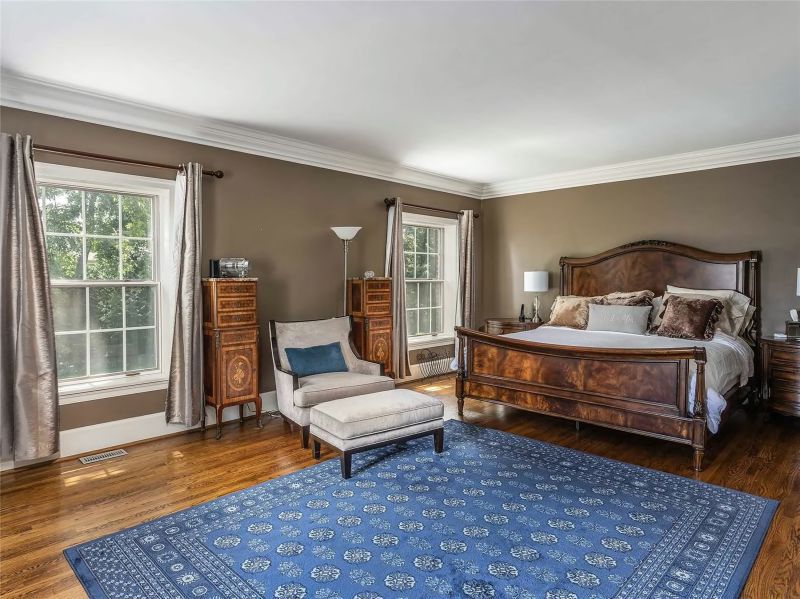 165 Teddington Park Avenue, Toronto, ON