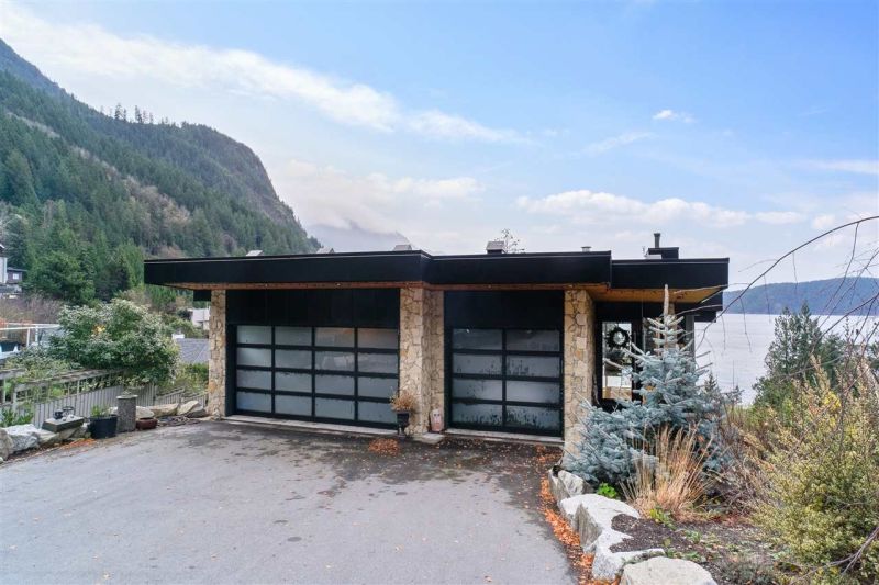 50 Sweetwater Place, Lions Bay