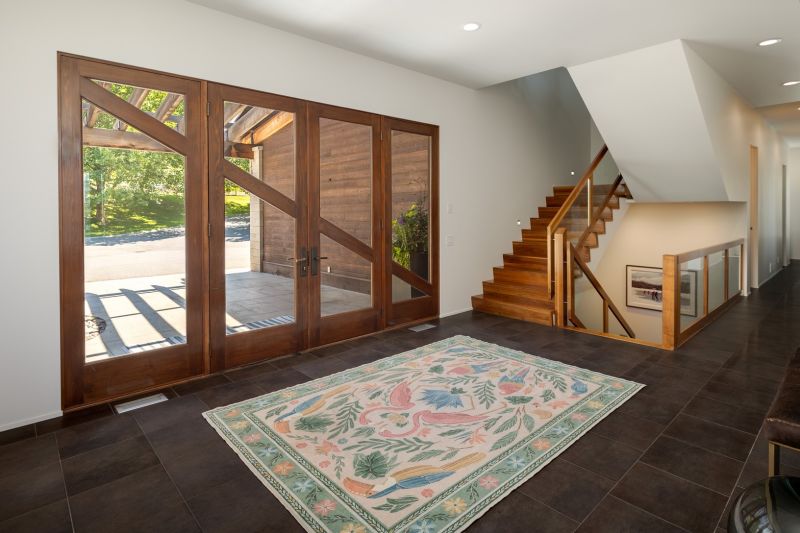 4840 Lakeshore Road, Kelowna, BC