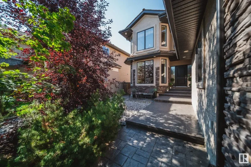 5537 Mcluhan Bluff Northwest, Edmonton, Alberta, Canada, Edmonton, AB