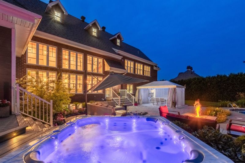 11 Rue Antoine-Forestier, St-Bruno-de-Montarville, QC